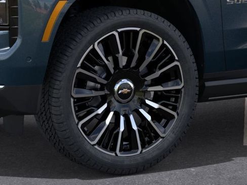 New 2026 Chevrolet Suburban High Country AWD/4WD image 9