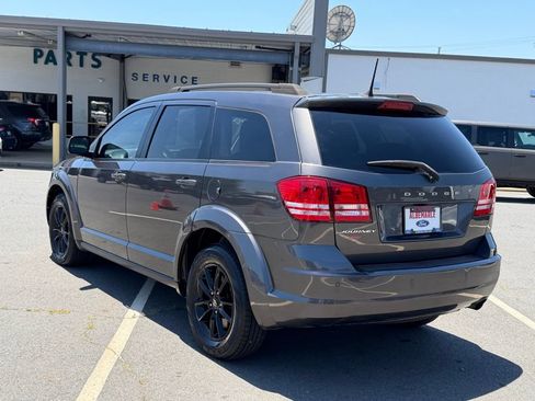 Used 2020 Dodge Journey SE w/ SE Popular Equipment Group FWD image 6