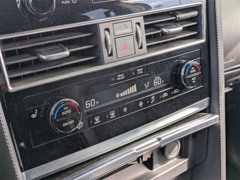 Used 2024 INFINITI QX80 Luxe image 21