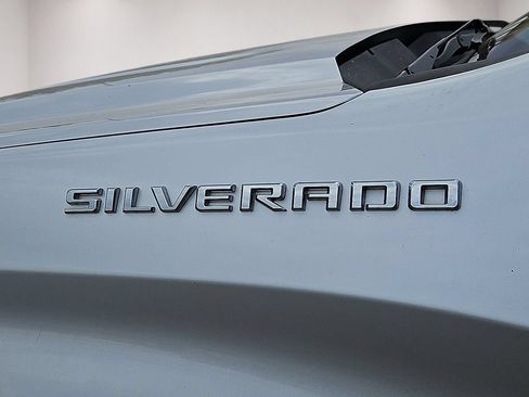 Used 2020 Chevrolet Silverado 1500 LT w/ Texas Edition RWD image 14