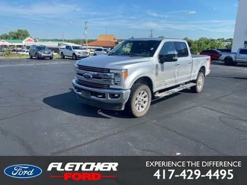 Used 2019 Ford F250 Lariat w/ Lariat Ultimate Package AWD/4WD image 1