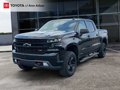 Used 2019 Chevrolet Silverado 1500 LT Trail Boss w/ Convenience Package AWD/4WD image 7