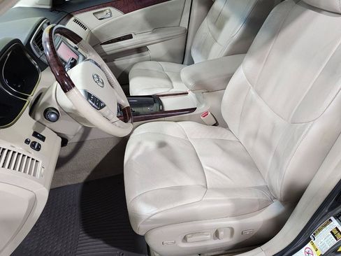 Used 2011 Toyota Avalon Limited FWD image 17