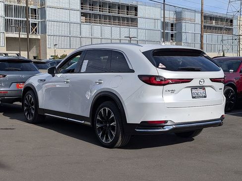 Used 2024 MAZDA CX-90 Plug-In Hybrid w/ Premium Pkg AWD/4WD image 12