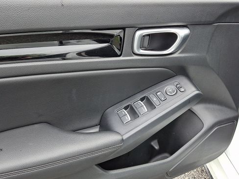 Used 2023 Honda Civic EX-L image 10
