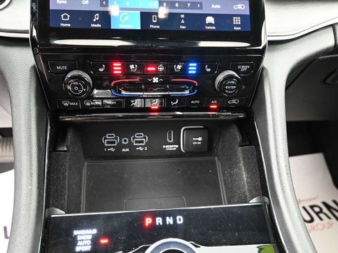 Used 2022 Jeep Grand Cherokee L Limited w/ Luxury Tech Group II AWD/4WD image 9