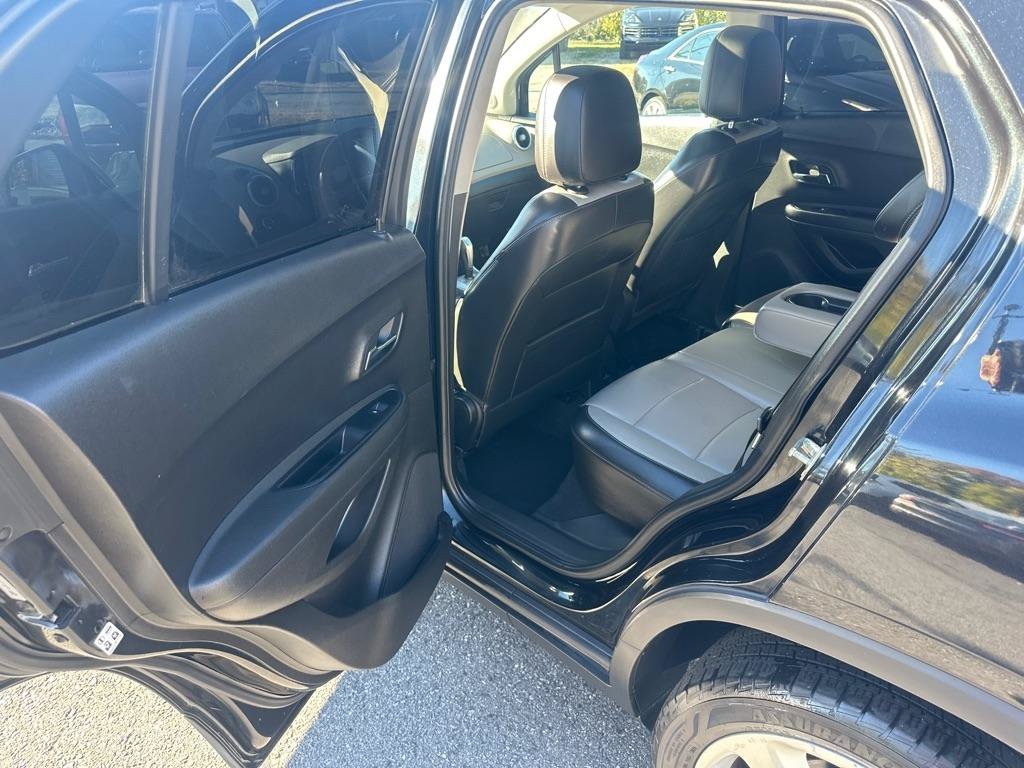 Used 2015 Chevrolet Trax LTZ AWD/4WD image 12