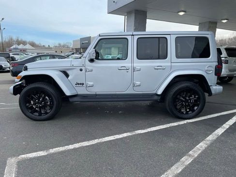 Used 2023 Jeep Wrangler Altitude image 8