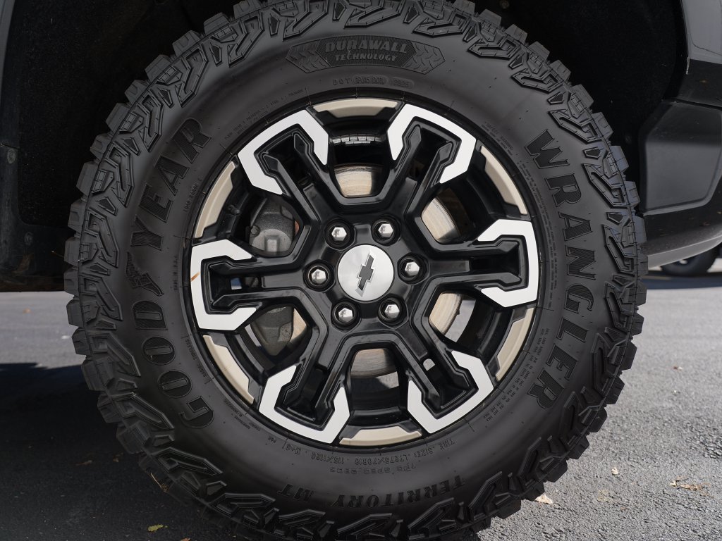 Certified 2023 Chevrolet Silverado 1500 ZR2 AWD/4WD image 35