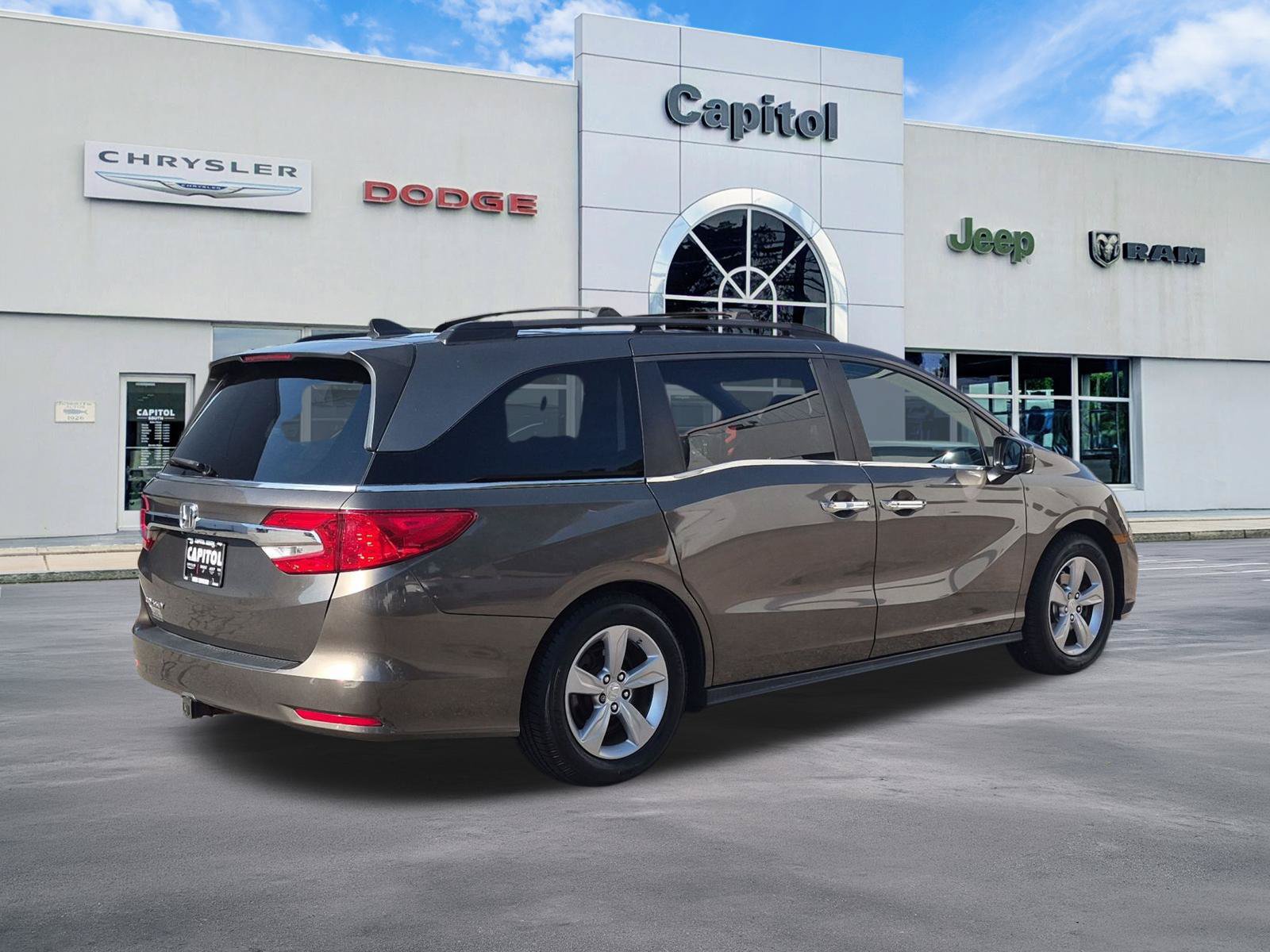 Used 2018 Honda Odyssey EX-L image 3