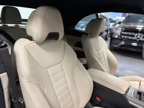 Used 2022 BMW 430i xDrive Convertible w/ M Sport Package image 40