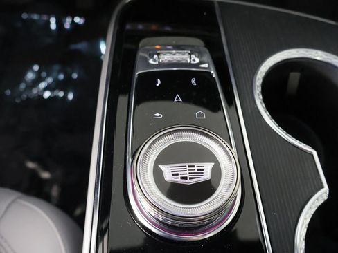 Used 2025 Cadillac Lyriq Luxury RWD image 48