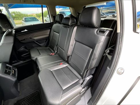 Used 2023 Volkswagen Atlas SE image 21