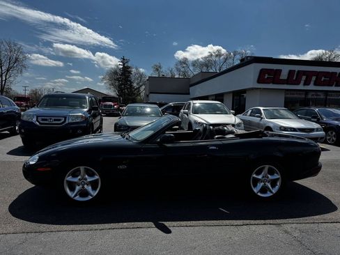 Used 2000 Jaguar XK8 Convertible RWD image 12