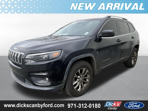 Used 2019 Jeep Cherokee Latitude w/ Popular Appearance Group image 1