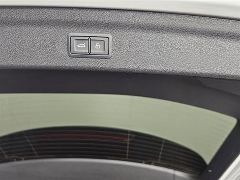 Used 2023 Audi Q3 2.0T Premium image 20