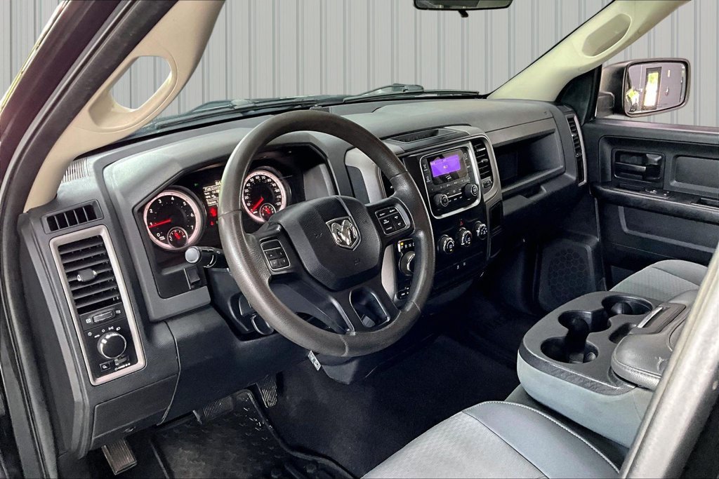 Used 2017 RAM 1500 ST w/ SXT Appearance Group AWD/4WD image 15
