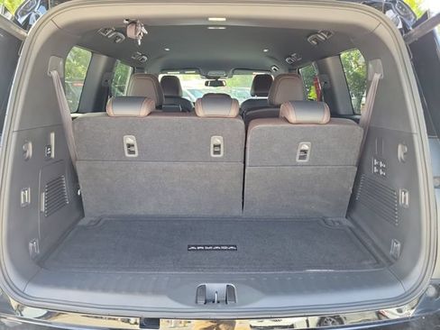 Certified 2025 Nissan Armada SL AWD/4WD image 9