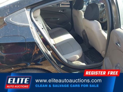 Used 2017 Chevrolet Cruze LS image 16