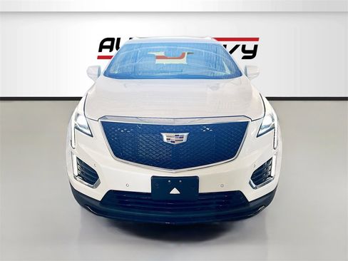 Used 2021 Cadillac XT5 Sportv w/ Platinum Package image 2