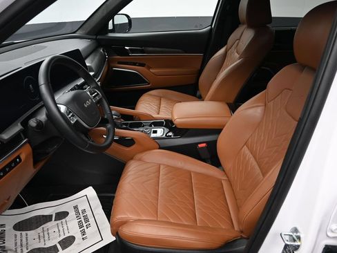 Certified 2025 Kia Telluride SX Prestige X-Line AWD/4WD image 15