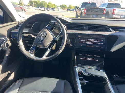 Used 2021 Audi e-tron Premium w/ Convenience Plus Package AWD/4WD image 22