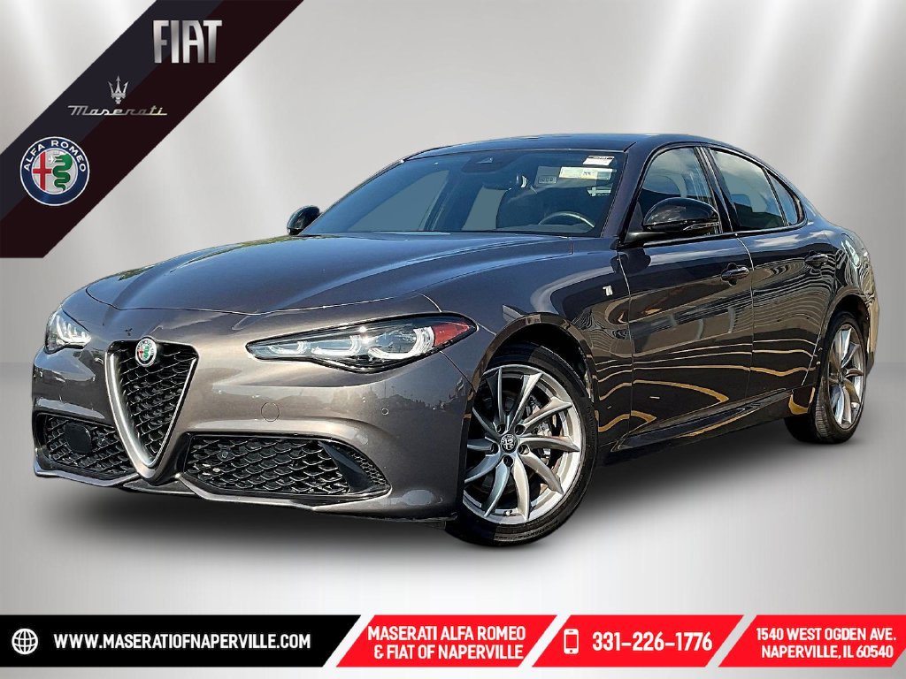 Used 2024 Alfa Romeo Giulia Ti AWD/4WD image 1