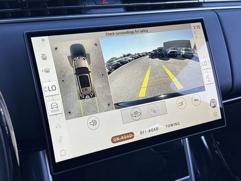 Used 2025 Land Rover Range Rover Autobiography image 15