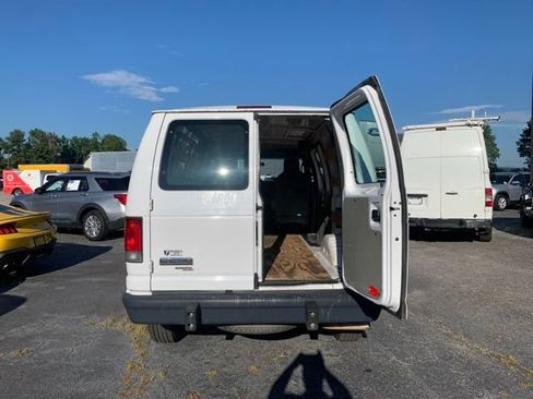Used 2013 Ford E-250 and Econoline 250 w/ PWR Group RWD image 8