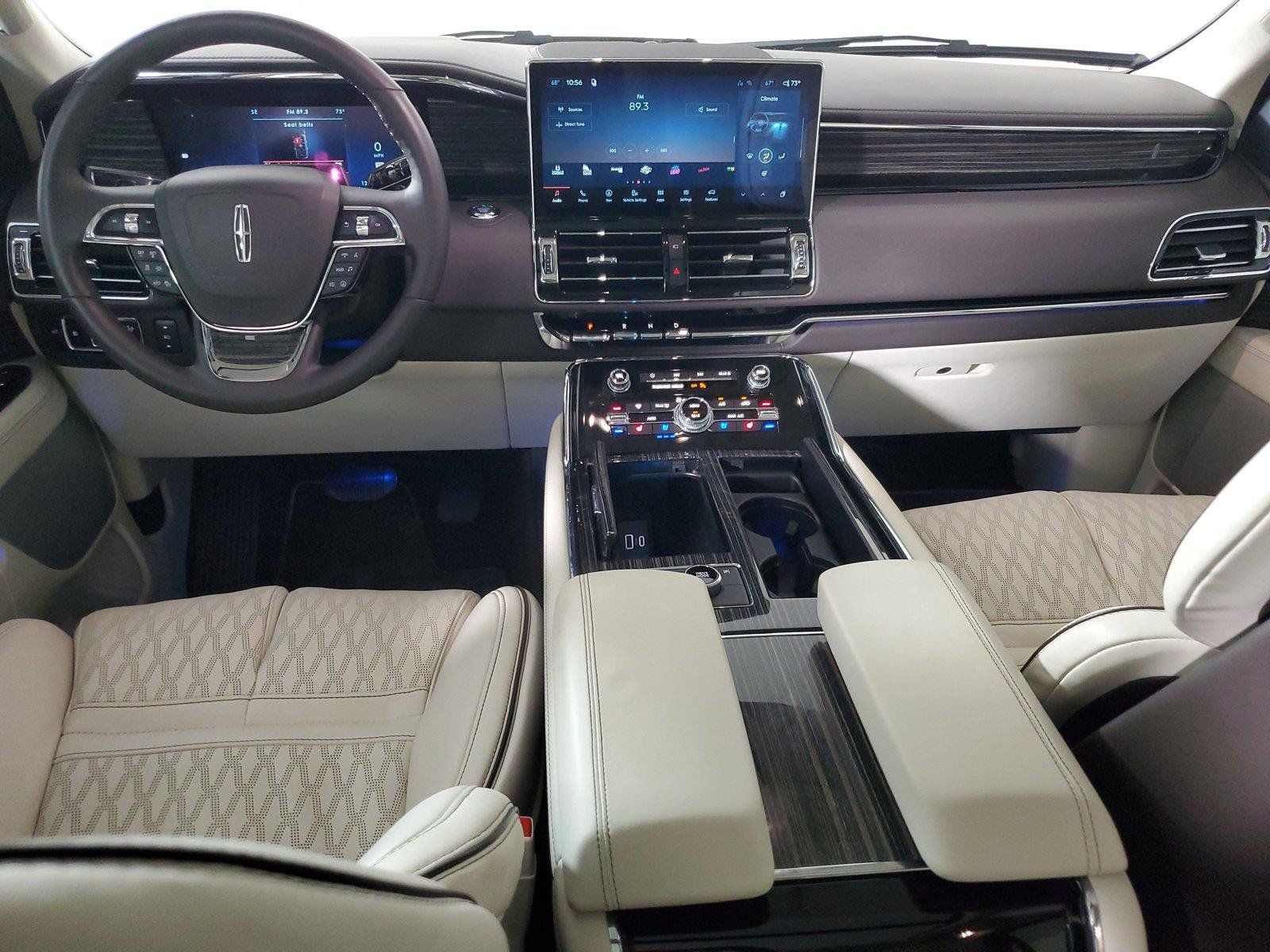 Used 2024 Lincoln Navigator Black Label AWD/4WD image 13