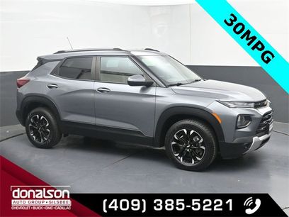 Used 2021 Chevrolet TrailBlazer LT w/ Premium Seating Package