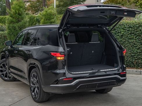 New 2026 Lexus TX 500h AWD image 10
