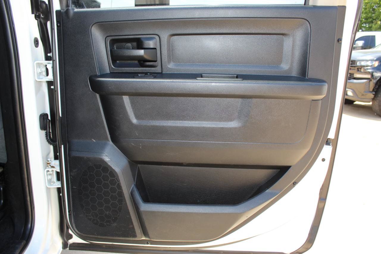 Used 2014 RAM 2500 Tradesman w/ Chrome Appearance Group AWD/4WD image 17