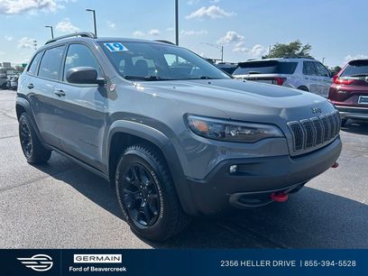 Used 2019 Jeep Cherokee Trailhawk