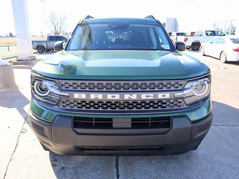 New 2025 Ford Bronco Outer Banks image 10