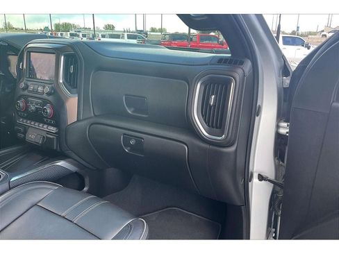 Used 2022 Chevrolet Silverado 3500 High Country w/ Z71 Off-Road Package AWD/4WD image 17
