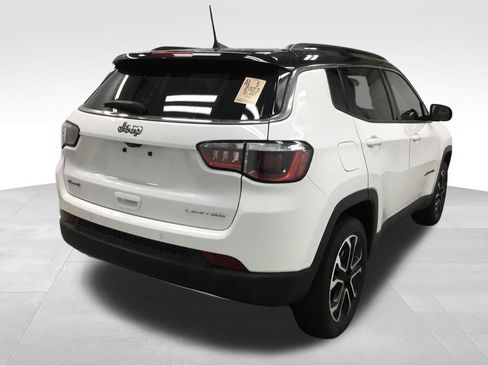 Used 2023 Jeep Compass Limited AWD/4WD image 15