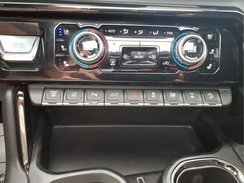 Certified 2025 GMC Sierra 2500 AT4X AWD/4WD image 24
