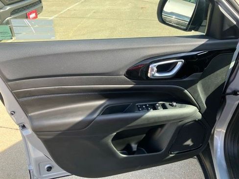 New 2026 Jeep Compass Limited AWD/4WD image 9