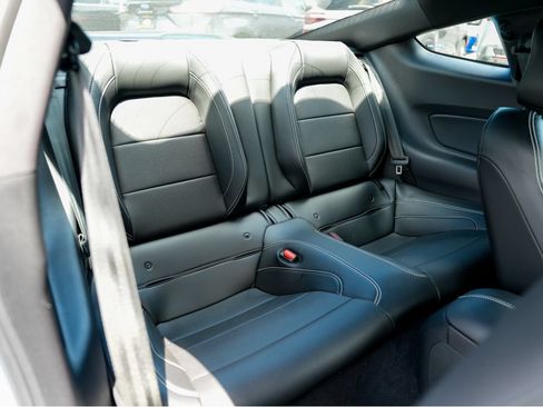 Used 2022 Ford Mustang Shelby GT500 RWD image 25