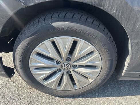 Used 2020 Volkswagen Jetta S w/ Driver Assistance Package image 9