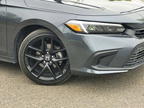 Used 2024 Honda Civic Sport image 9