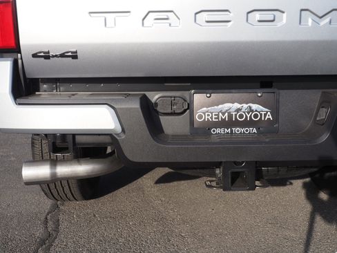 New 2025 Toyota Tacoma TRD Sport image 8