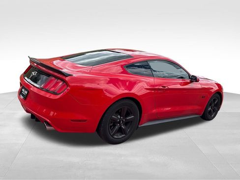 Used 2015 Ford Mustang Coupe RWD image 8