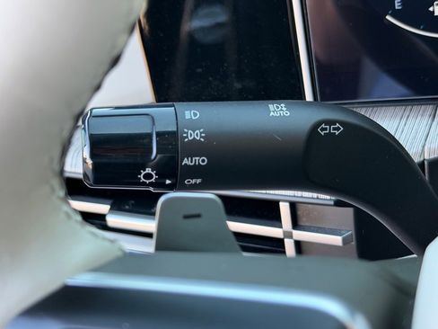 Used 2025 Hyundai Santa Fe Calligraphy image 21