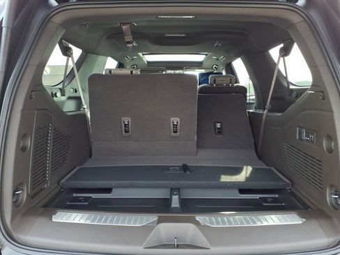 New 2026 Chevrolet Suburban Z71 w/ Z71 Off-Road Package image 20