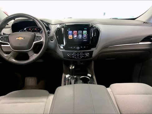 Used 2018 Chevrolet Traverse LT image 9