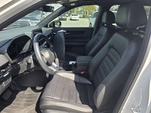 Used 2025 Honda CR-V Sport Touring image 18