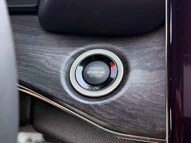 Used 2023 Jeep Grand Cherokee L Overland AWD/4WD image 27