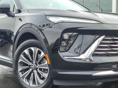 Certified 2025 Buick Envision Preferred image 3